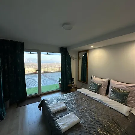 Apartament Bena Ze Zjawiskowym Tarasem Widokowym Chełmno Zewnętrze zdjęcie