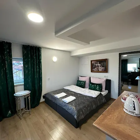 Apartament Bena Ze Zjawiskowym Tarasem Widokowym Chełmno Zewnętrze zdjęcie